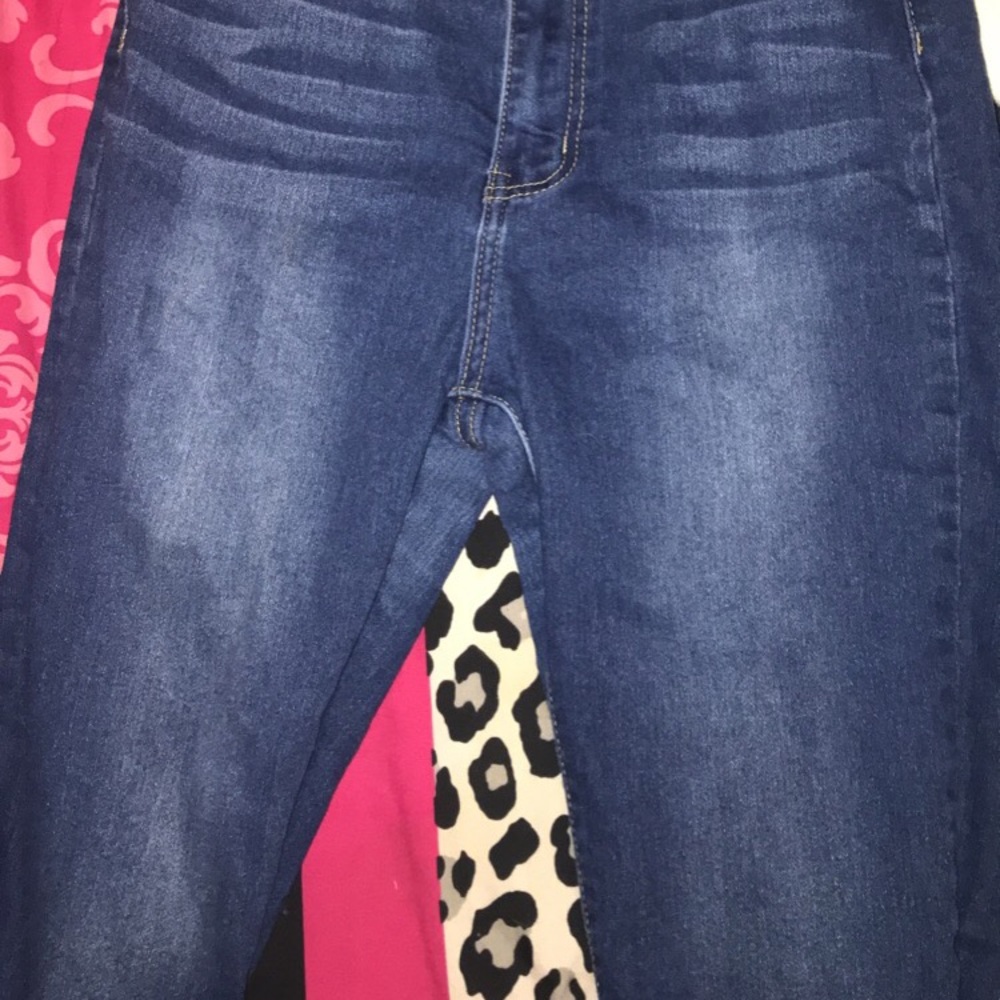 never worn fashion nova bob jeans size 9/10